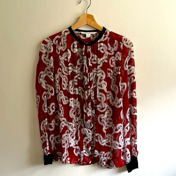 Diane Von Furstenberg Tops - Diane von Furstenberg blouse, size 2